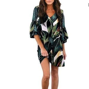NWT V-Neck Bell Sleeve Shift Dress